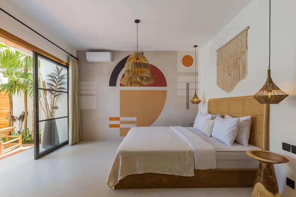 Villa Alamanda Maya Seminyak Center 2 Bedr With Private Pool