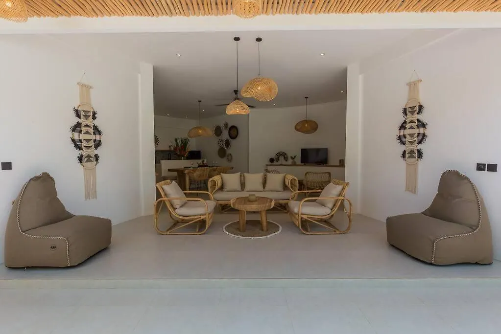 Villa Alamanda Maya Seminyak Center 2 Bedr With Private Pool