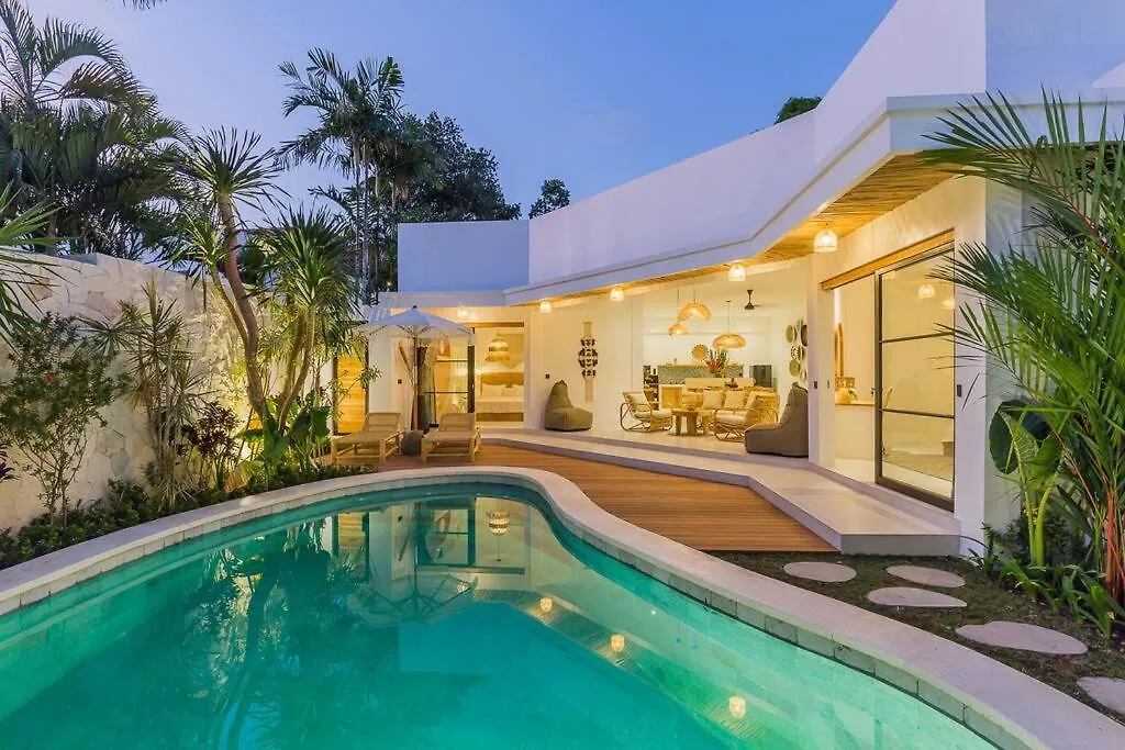 Villa Alamanda Maya Seminyak Center 2 Bedr With Private Pool