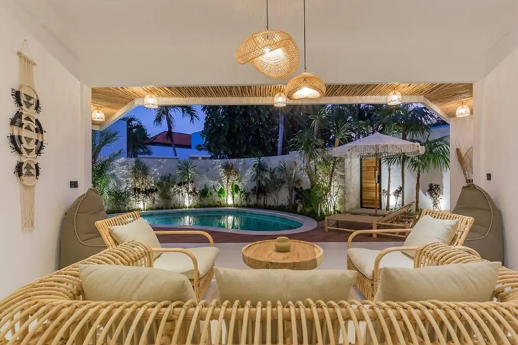 Villa Alamanda Maya Seminyak Center 2 Bedr With Private Pool