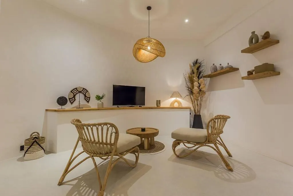 Villa Alamanda Maya Seminyak Center 2 Bedr With Private Pool